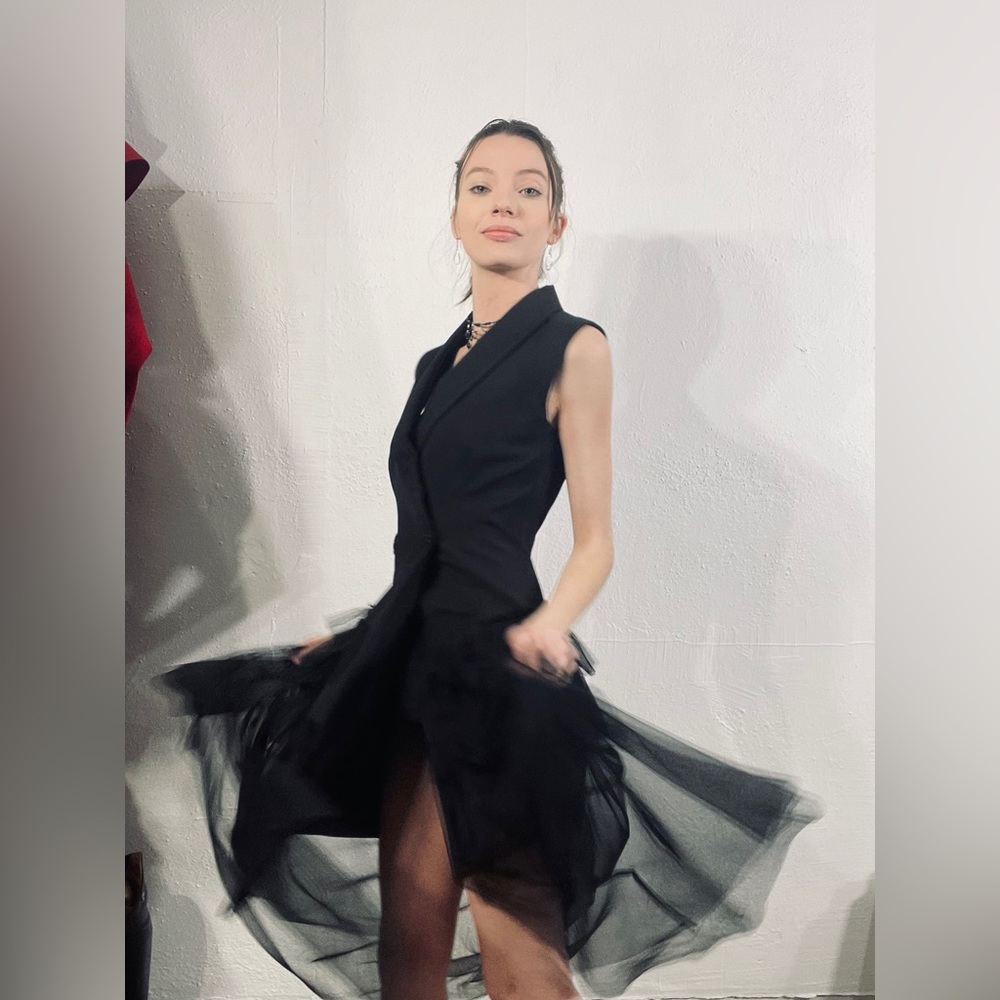 Black sleeveless dress, blazer with tulle
